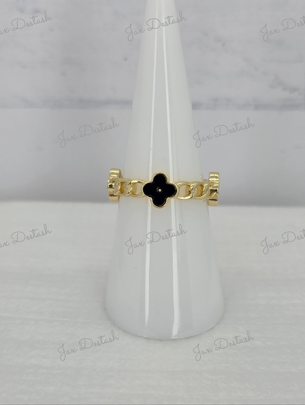 Gold Tone Black Clover Chain Ring RG032